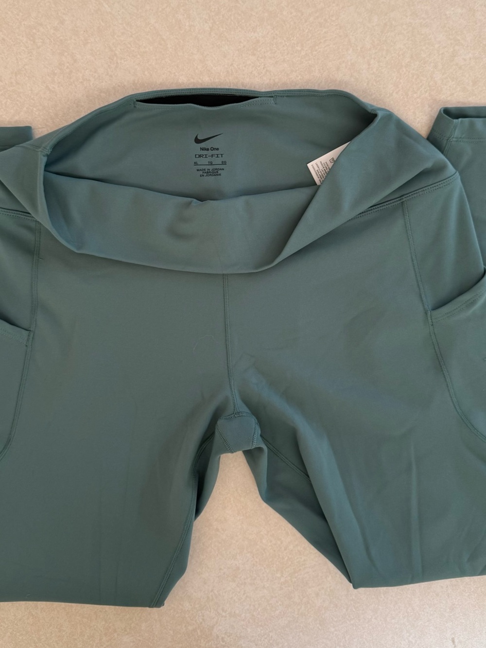 NWOT Nike Dri-FIT High-Rise Leggings - Teal